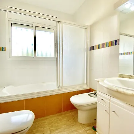 Mila With Air-conditioning & Private Swimming Pool